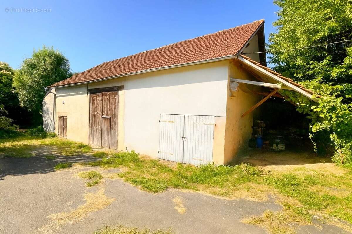 Maison à LA COQUILLE