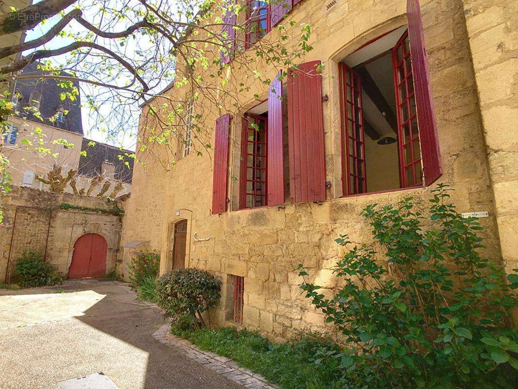 Maison à SARLAT-LA-CANEDA