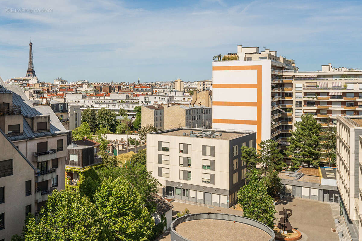 Appartement à PARIS-15E