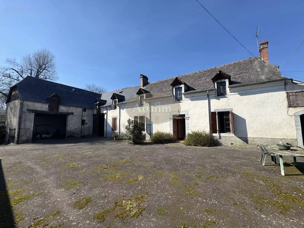 Maison à ARCIZAC-ADOUR