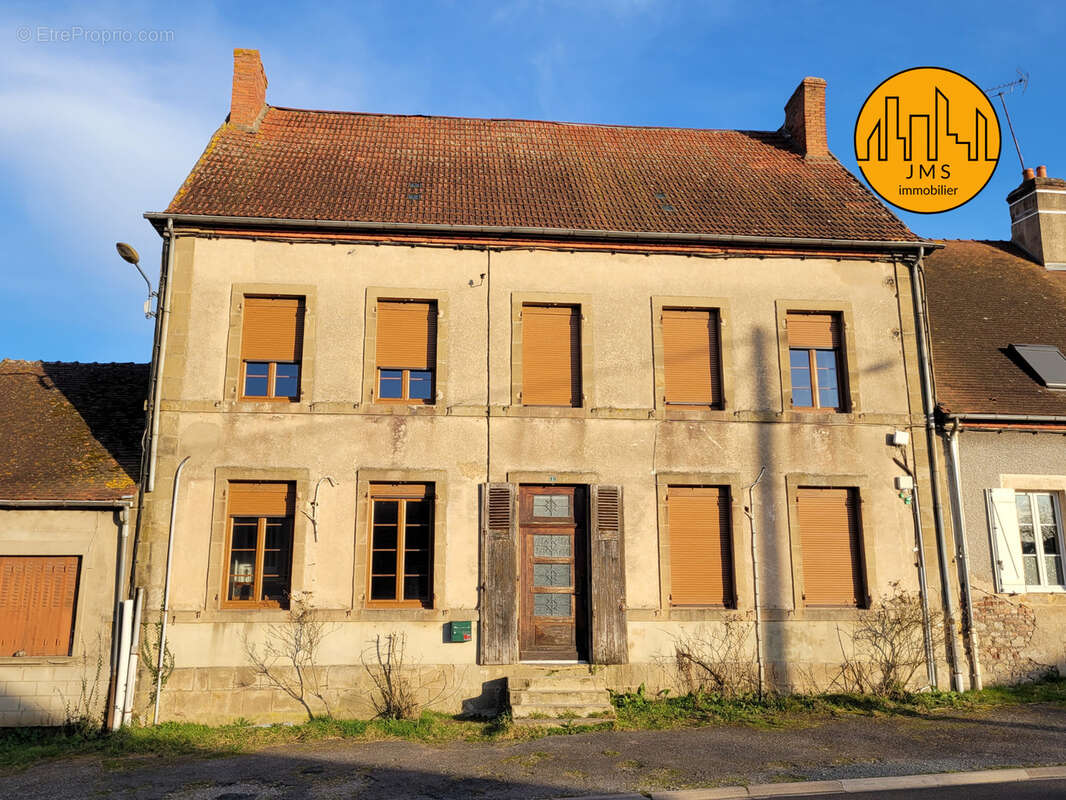 Maison à CHATILLON