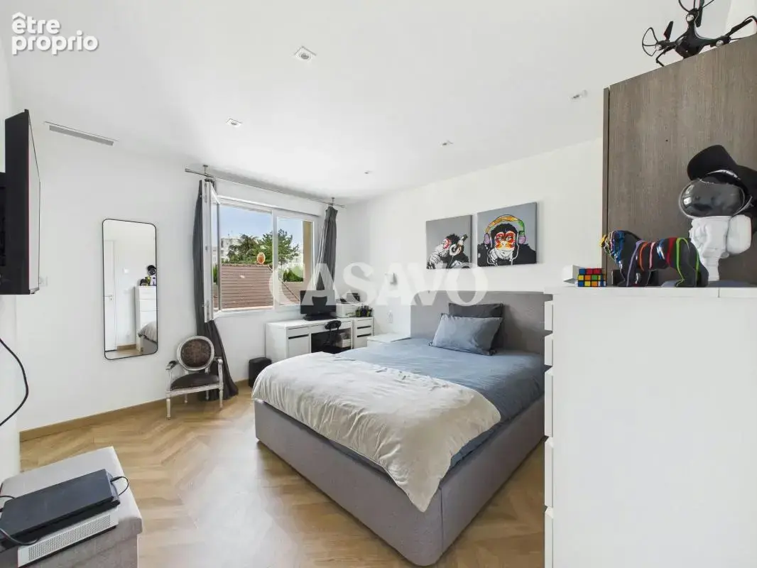 Vente Maison 7 pièces de 257m² - 94200 Ivry-sur-Seine - photo 7
