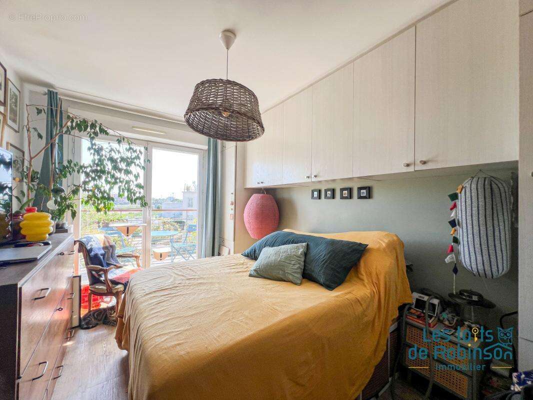 Appartement à LE PLESSIS-ROBINSON