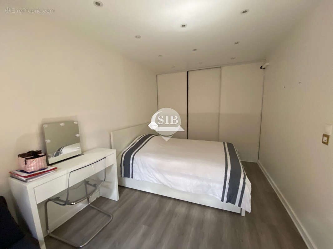 Maison à BALLAINVILLIERS