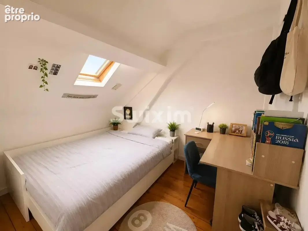 T3 meublé au 4ᵉ étage dans un bel immeuble de style haussmannien, idéalement situé - photo 5