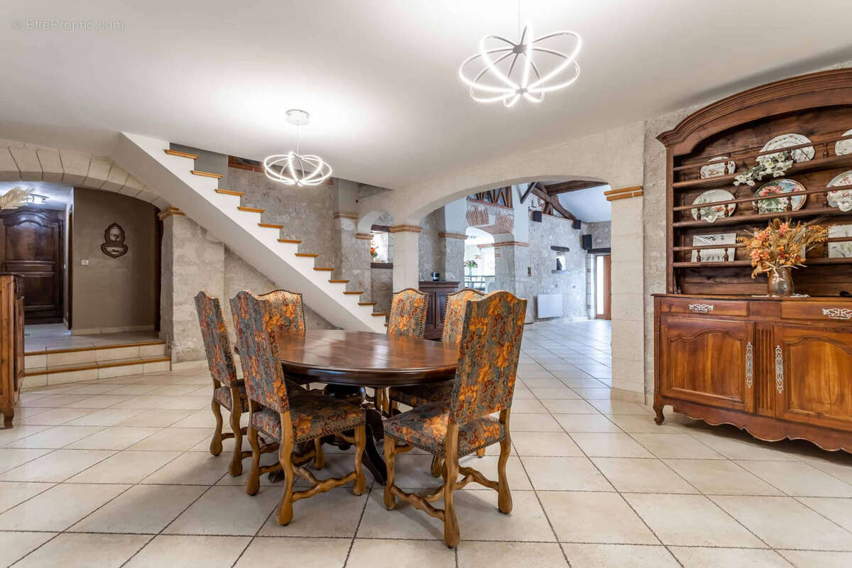 Stone barn conversion - photo 15