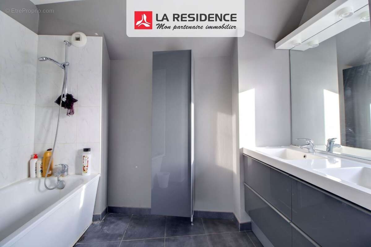 Appartement 79 m² à Chanteloup-Les-Vignes  - photo 5