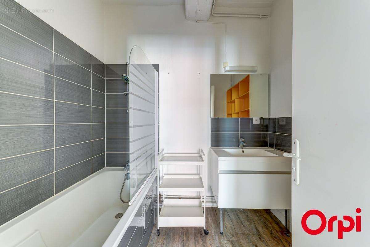 Appartement à CALUIRE-ET-CUIRE