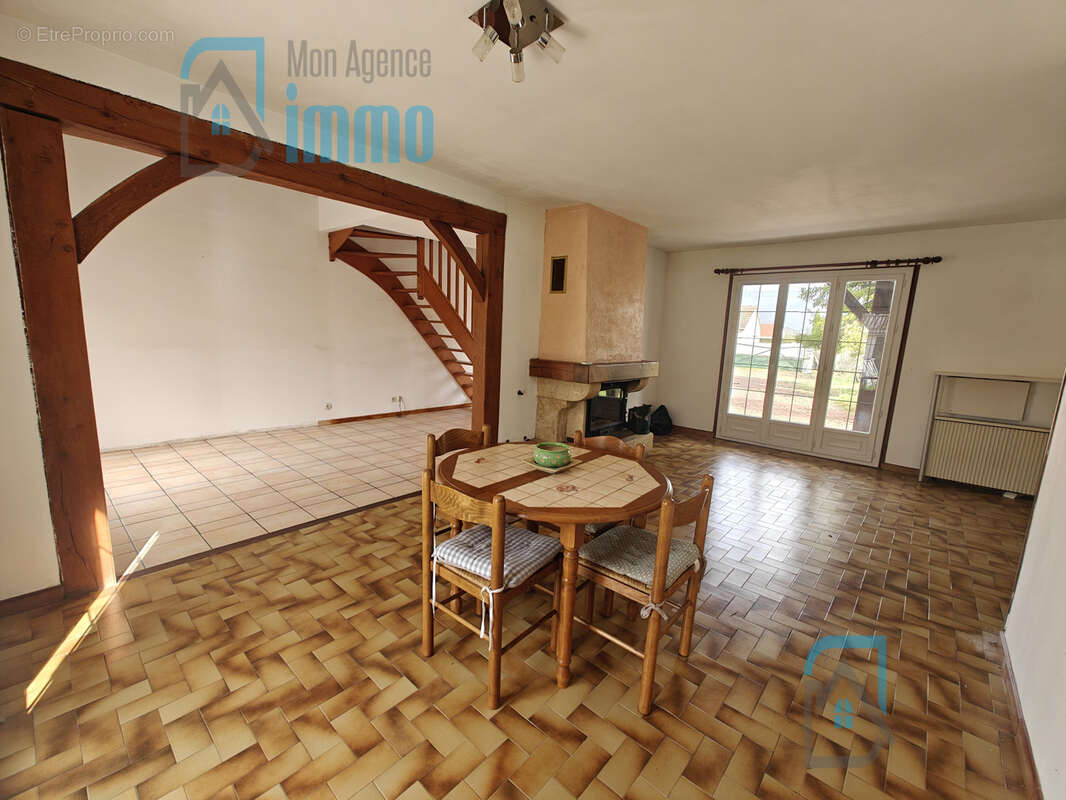 Marmagne (18) - Pavillon traditionnel 3 chambres, garage et jardin - photo 4