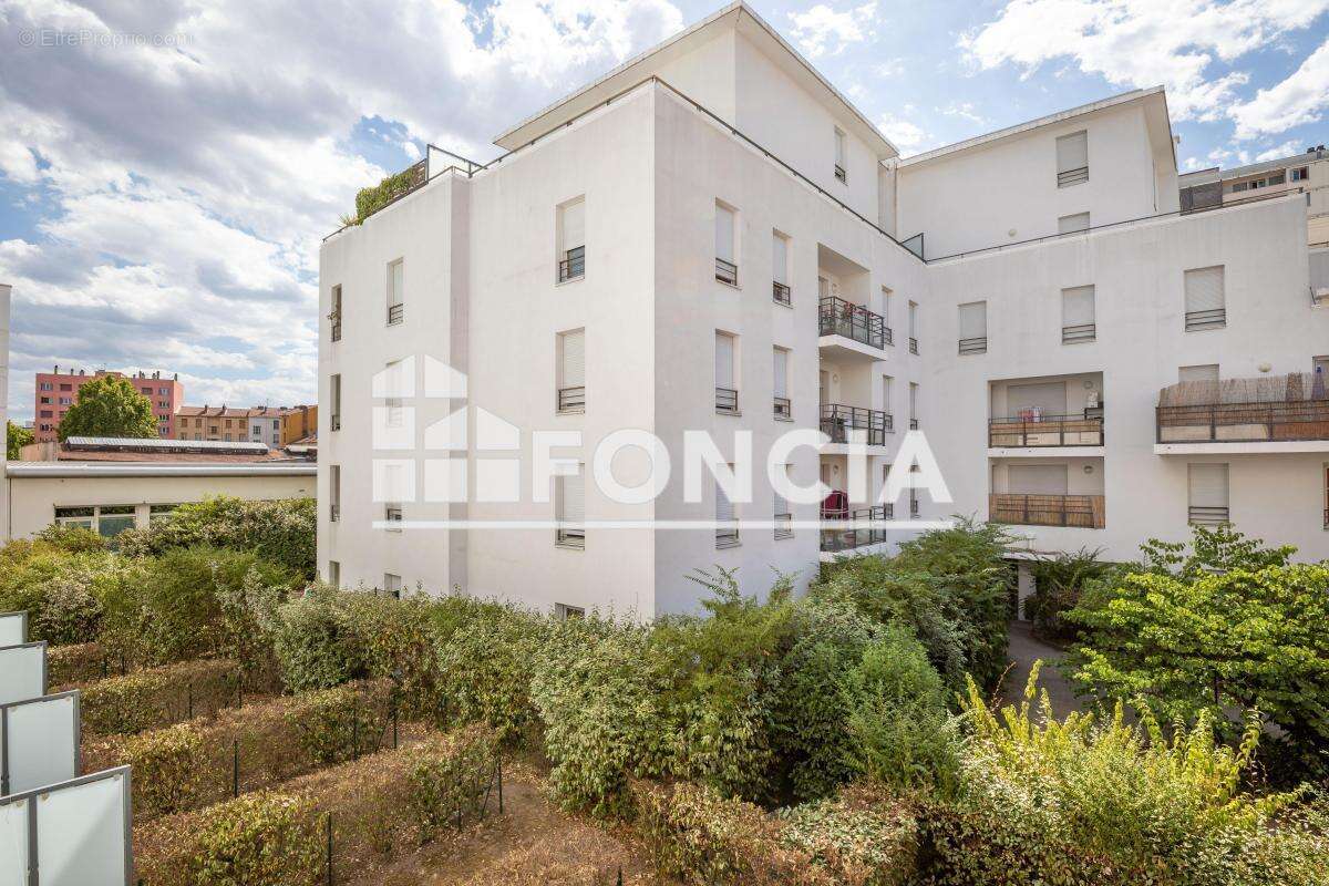 Appartement à LYON-8E