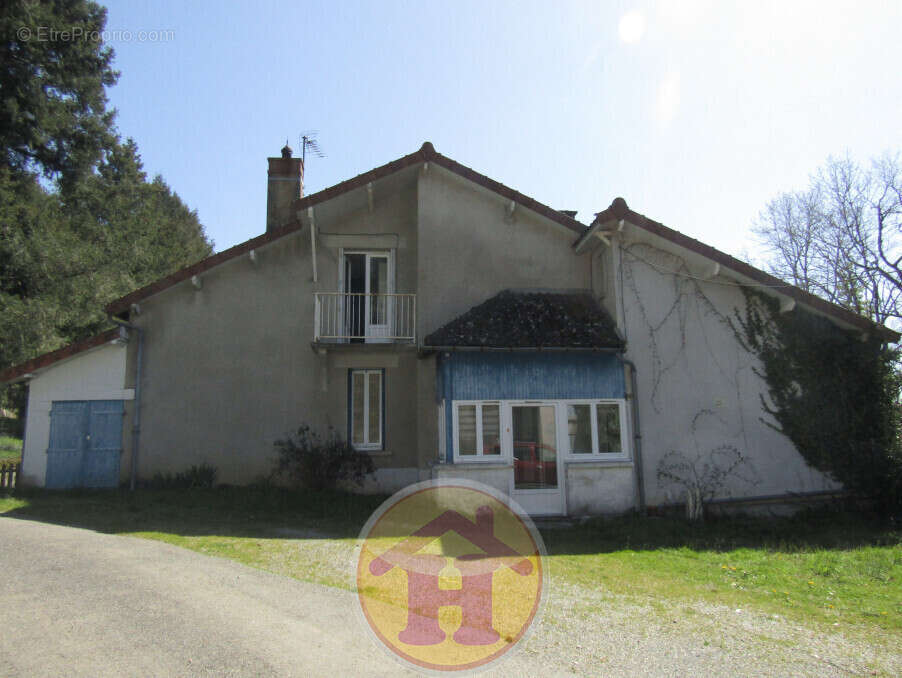 Maison à SAILLAT-SUR-VIENNE