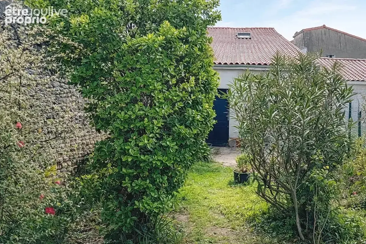 Maison charentaise de caractère – Emplacement privilégié à Meschers-sur-Gironde - photo 14