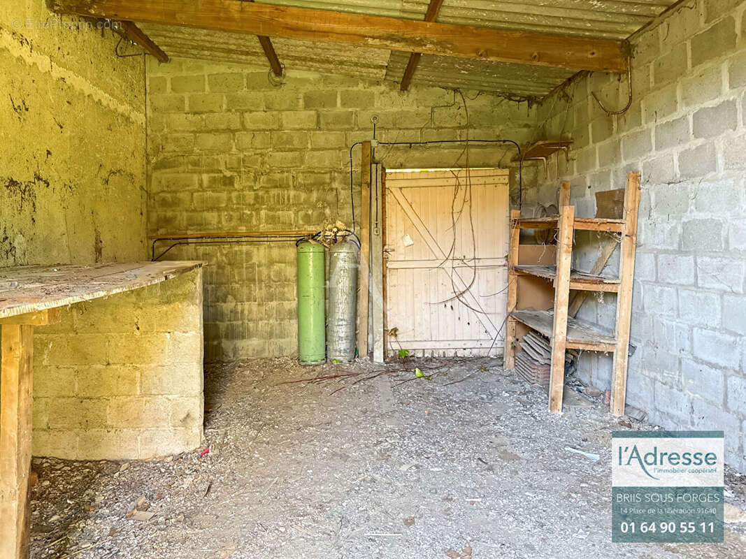 Maison à FONTENAY-LES-BRIIS