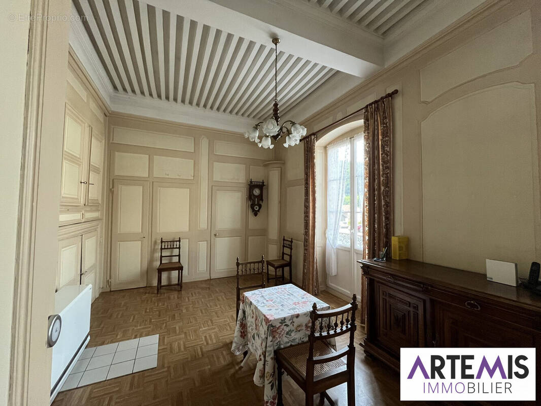 Appartement à ORNANS