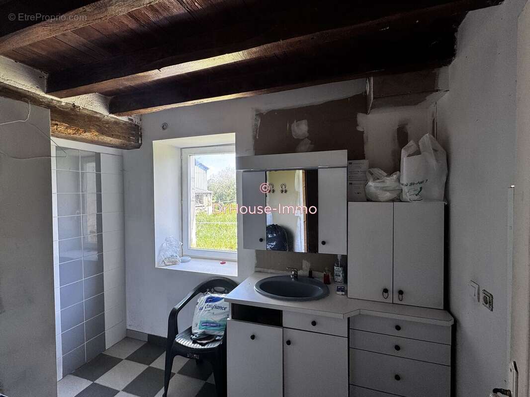 Maison 98 m² à La Berthenoux  - photo 4