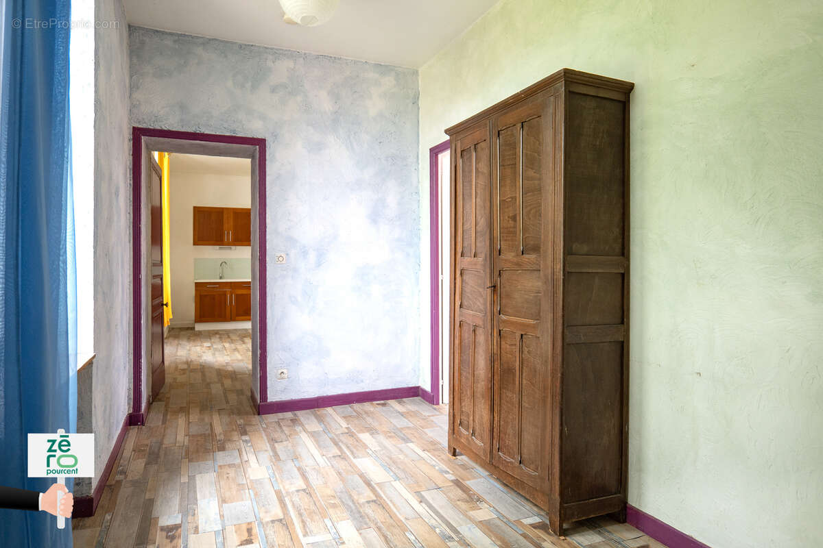 Maison à CHAMPAGNE-LES-MARAIS