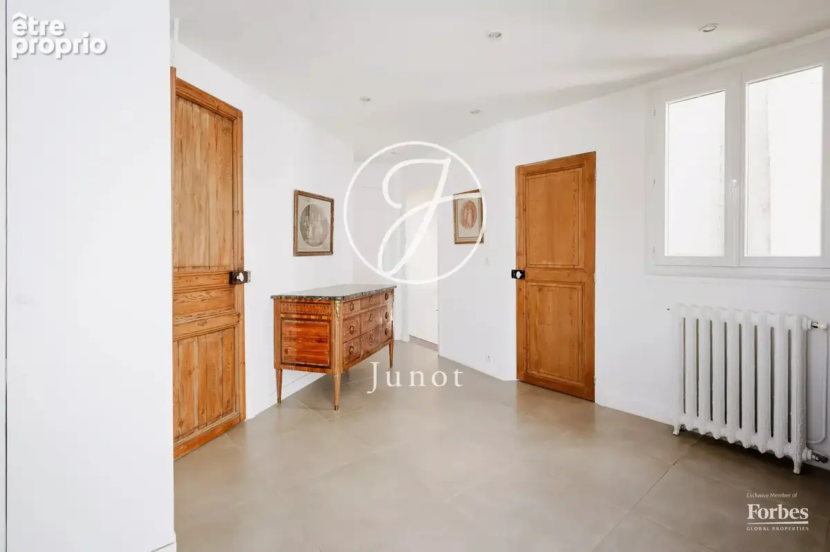 Paris 16e - VILLAGE D'AUTEUIL - Appartement - 5 pièces - 111,83m² Carrez - 127,59m² au sol - 3/4 chambres - Balcon - Derniers ét - photo 22