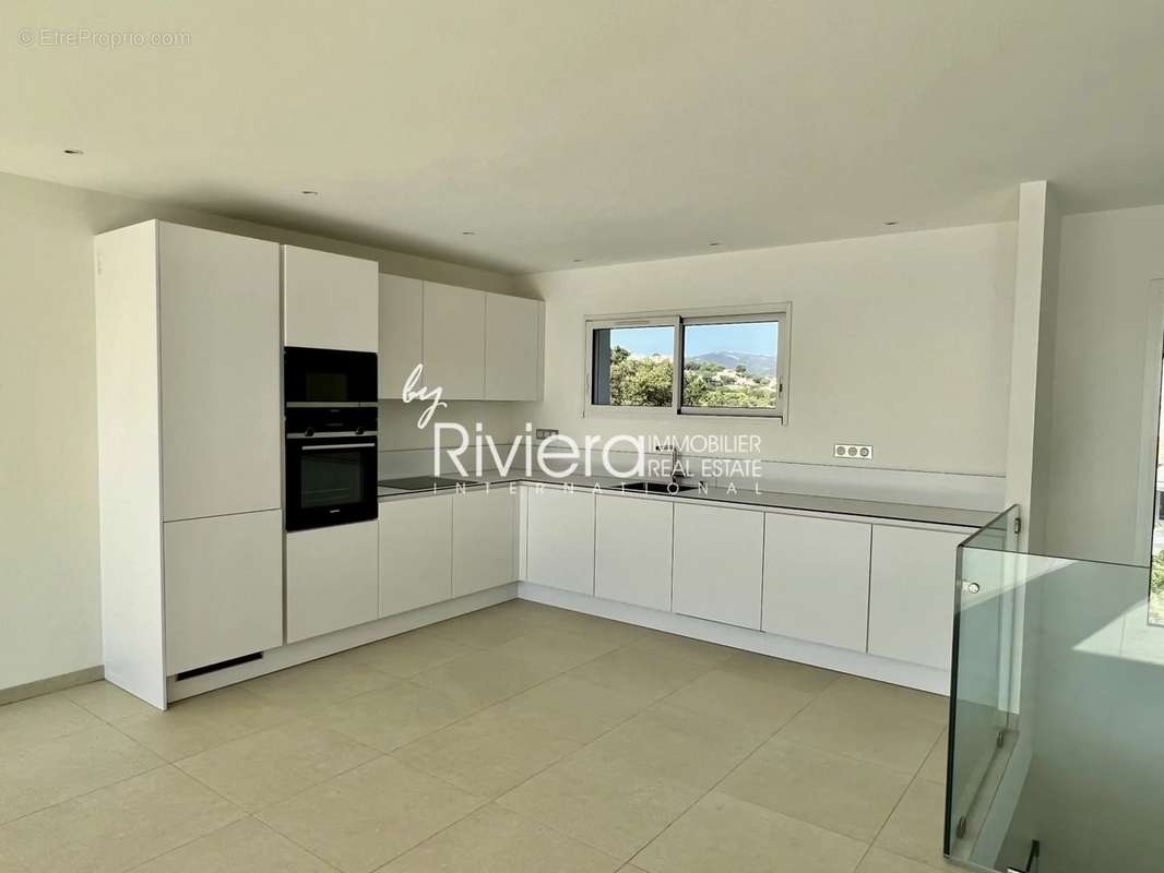 Maison à CAVALAIRE-SUR-MER