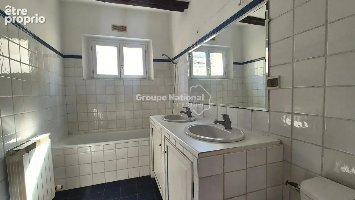 Pernes-les-fontaines - maison de village avec terrasse - photo 13