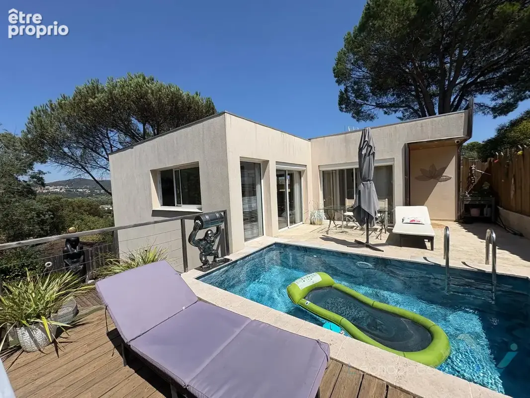 Maison à COGOLIN