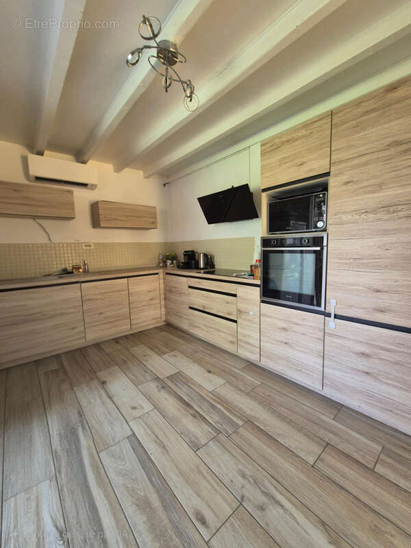 Maison à PONT-DE-VEYLE