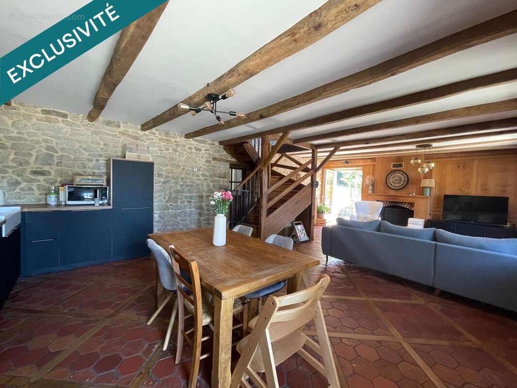 Maison 135 m² à Questembert  - photo 5