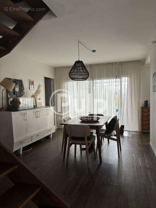 Maison à VERINES
