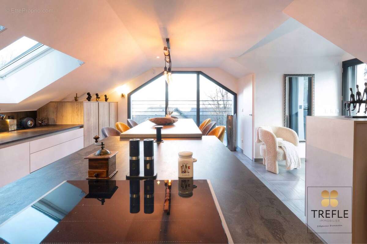 Appartement à LE BOURGET-DU-LAC