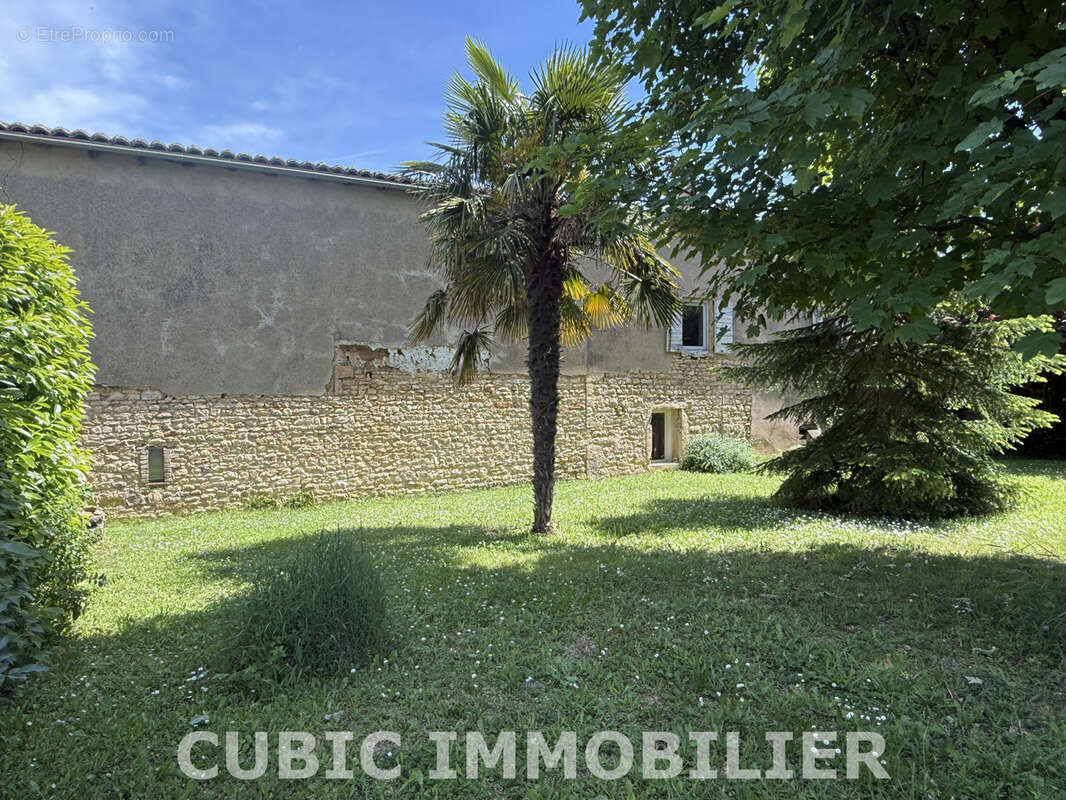 Maison à DENICE