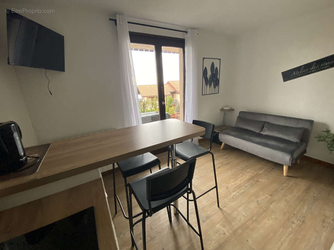 Appartement à NEUVECELLE