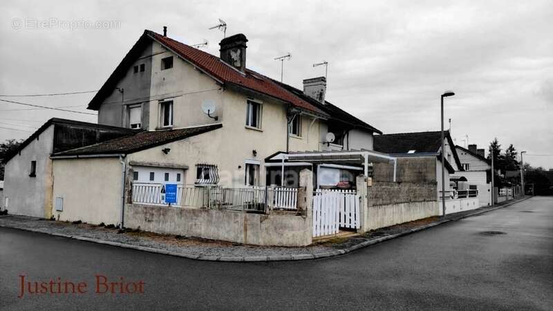 Maison à GARCHIZY