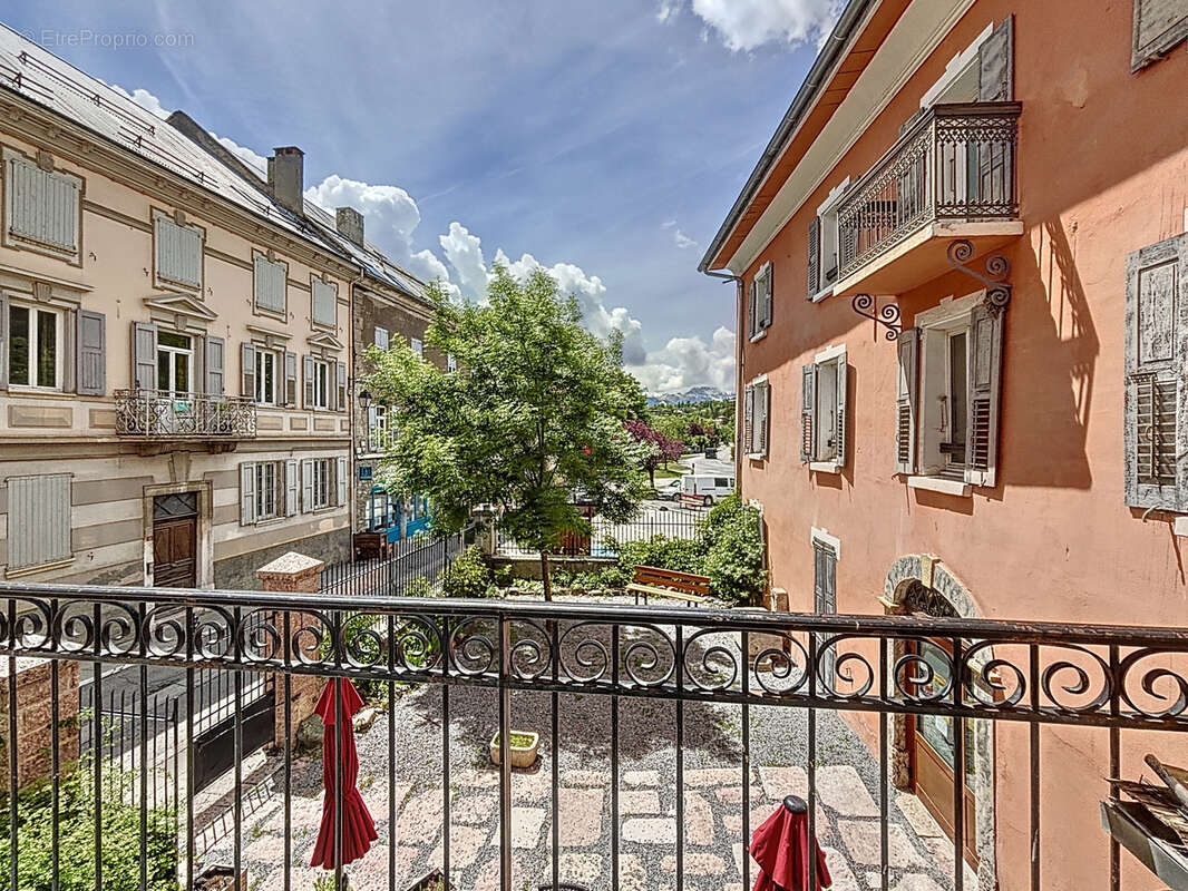 Appartement à JAUSIERS