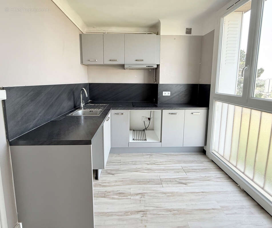 Beau T4 Traversant de 66m2 avec balcon - photo 6