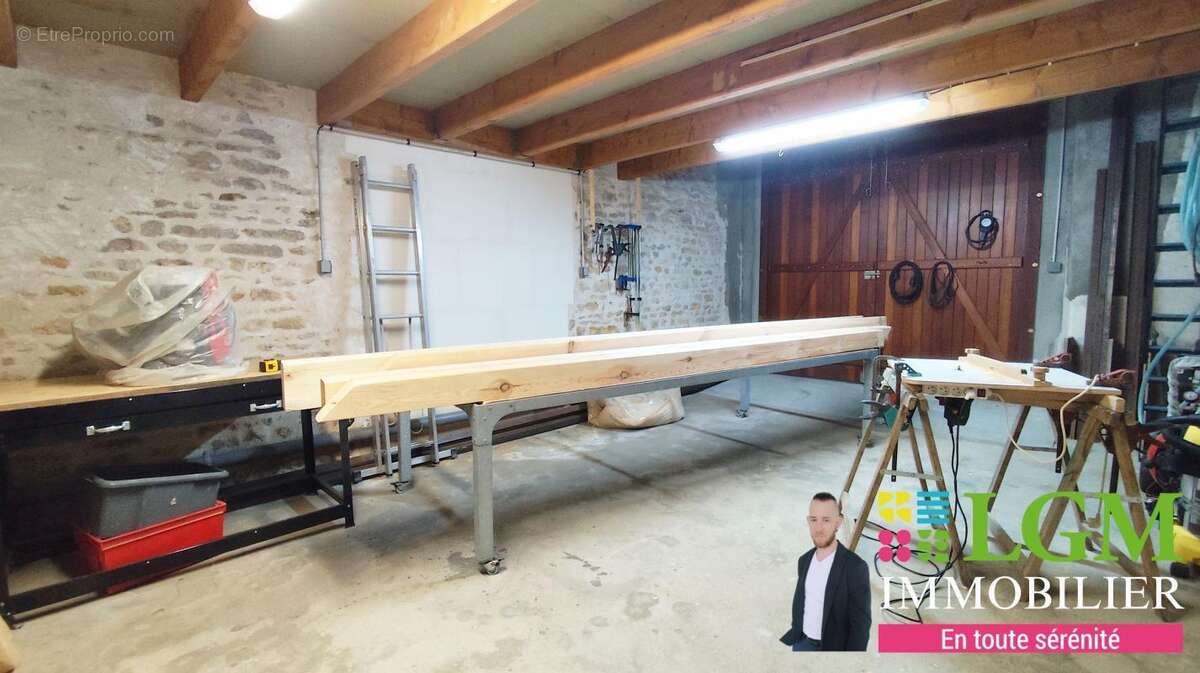 Maison à LE GUE-DE-VELLUIRE