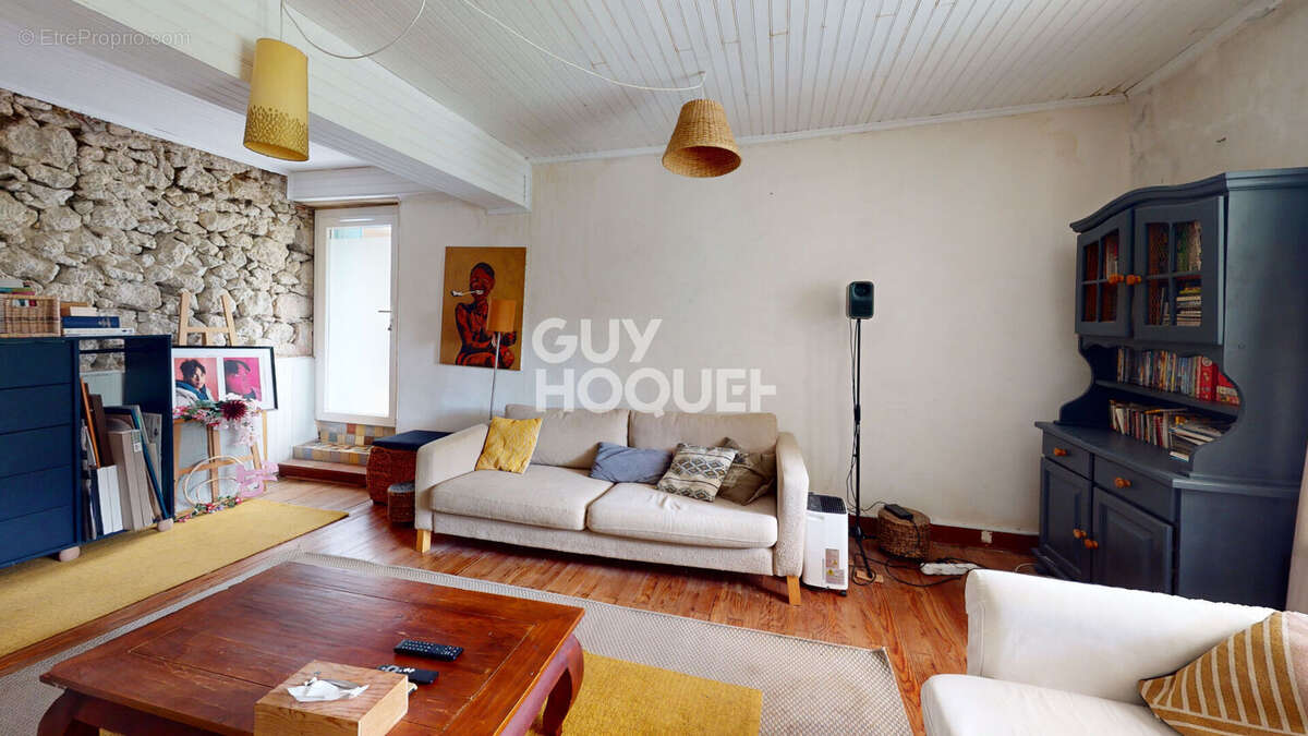 Maison à BEGUEY