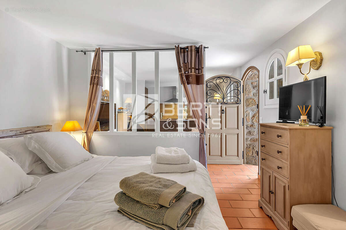 Maison à PEYMEINADE