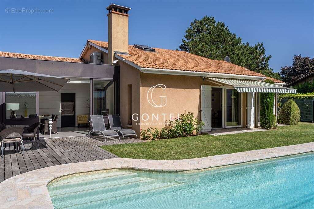 Maison à SAINT-CYR-AU-MONT-D'OR