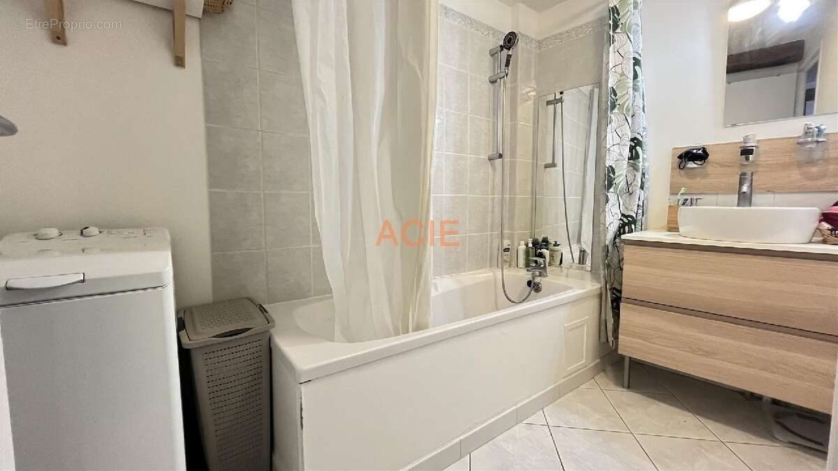 Appartement à LOUVRES