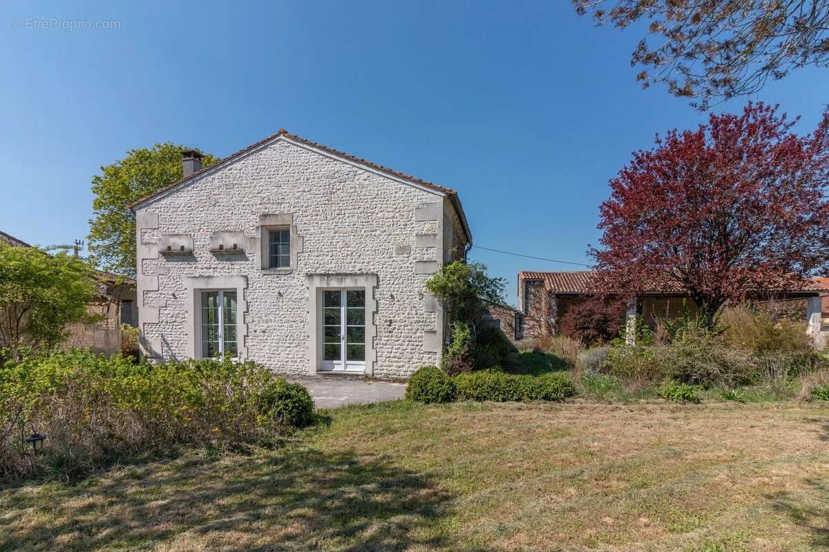 Belle maison de campagne du 18ème siècle - photo 22