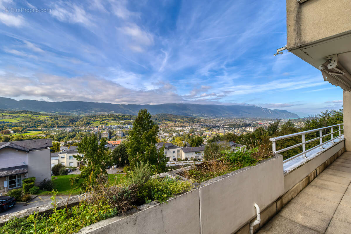 Appartement à JACOB-BELLECOMBETTE