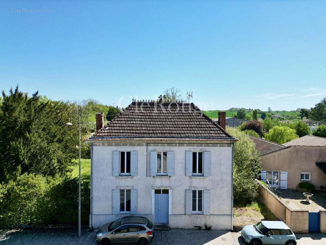 Maison à MIRAMONT-DE-GUYENNE