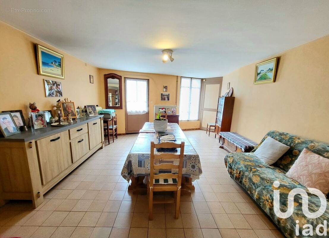 Photo 1 - Maison à CHATELLERAULT