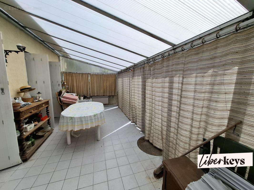 Proche Voves - photo 14
