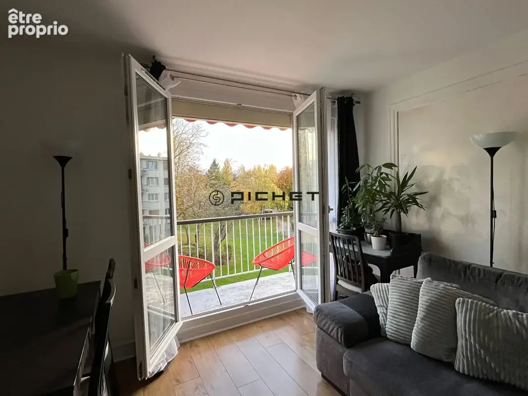 Appartement à PLAISIR