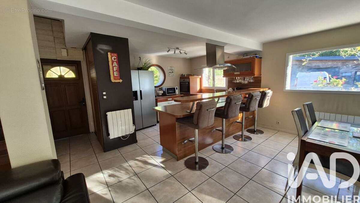 Photo 8 - Maison à LANDEVANT