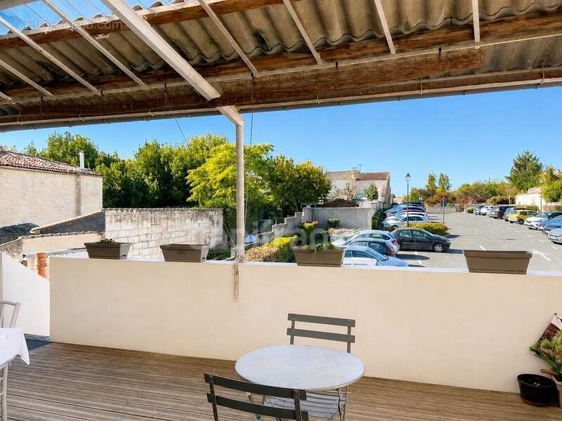 Appartement à PONS