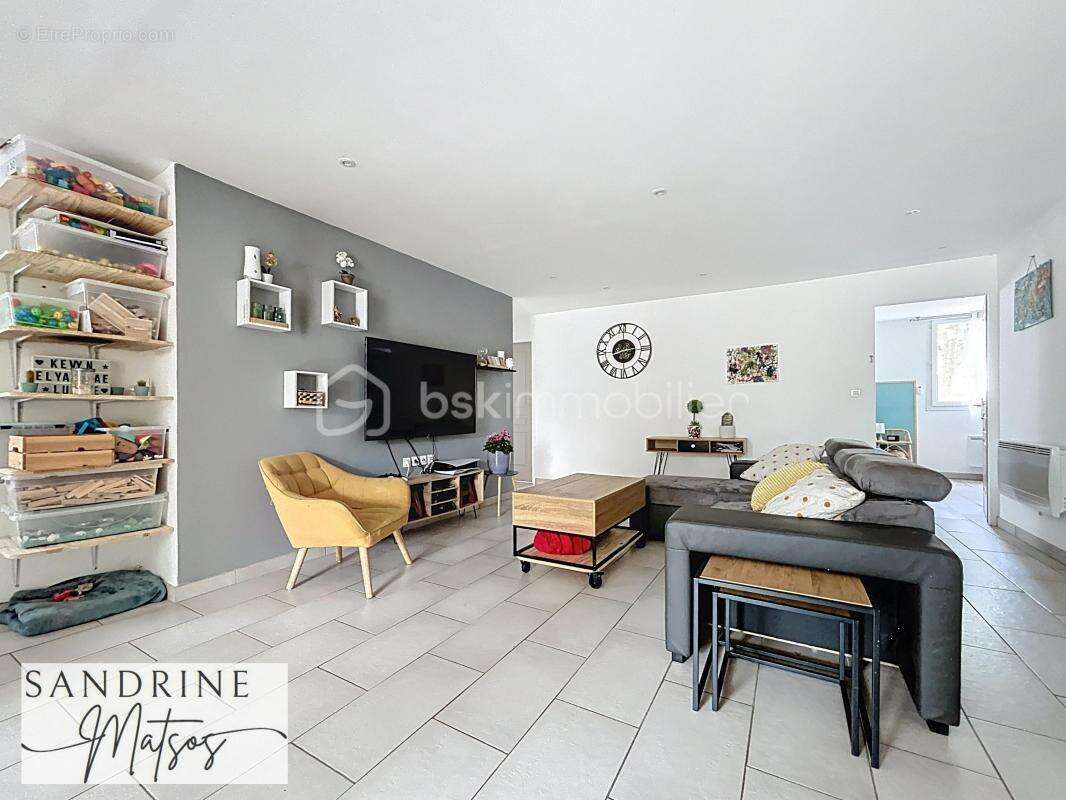Appartement à CHARVIEU-CHAVAGNEUX