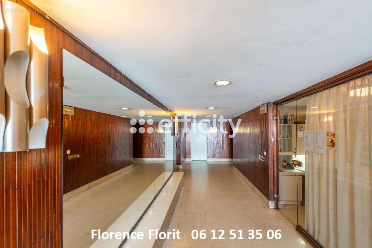 Appartement à PARIS-14E