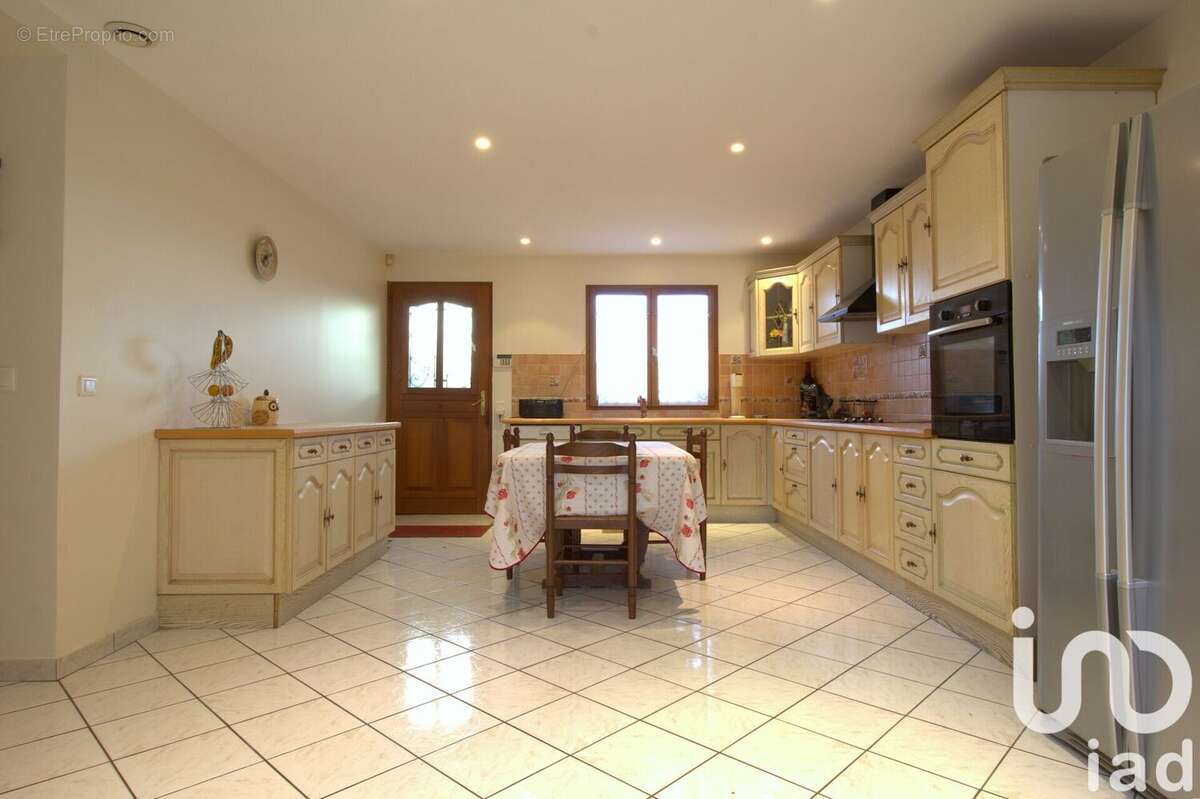 Photo 3 - Maison à SAINT-MESMES