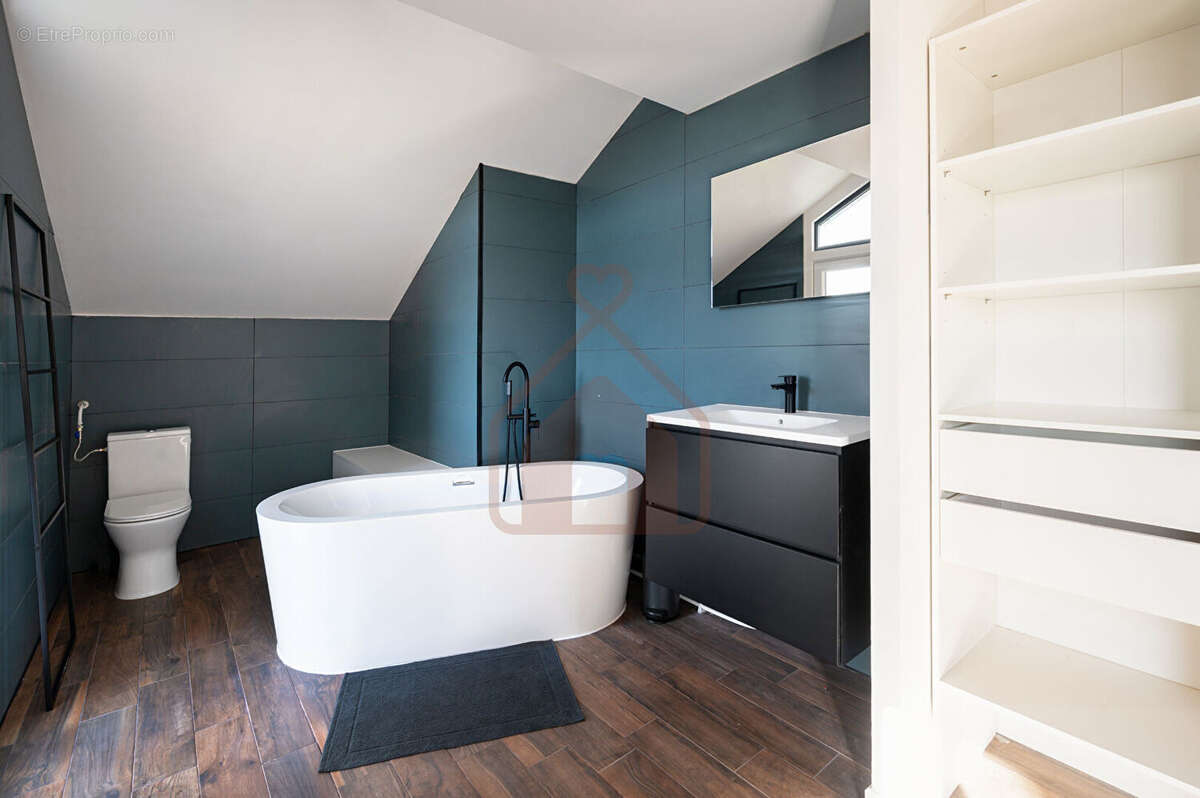 Maison à VITRY-SUR-SEINE